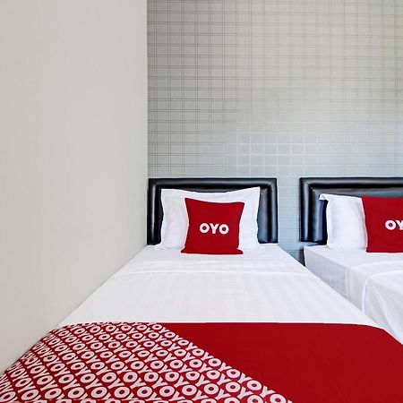 Super Oyo Collection O 92363 Kp Inn Temon Eksteriør billede